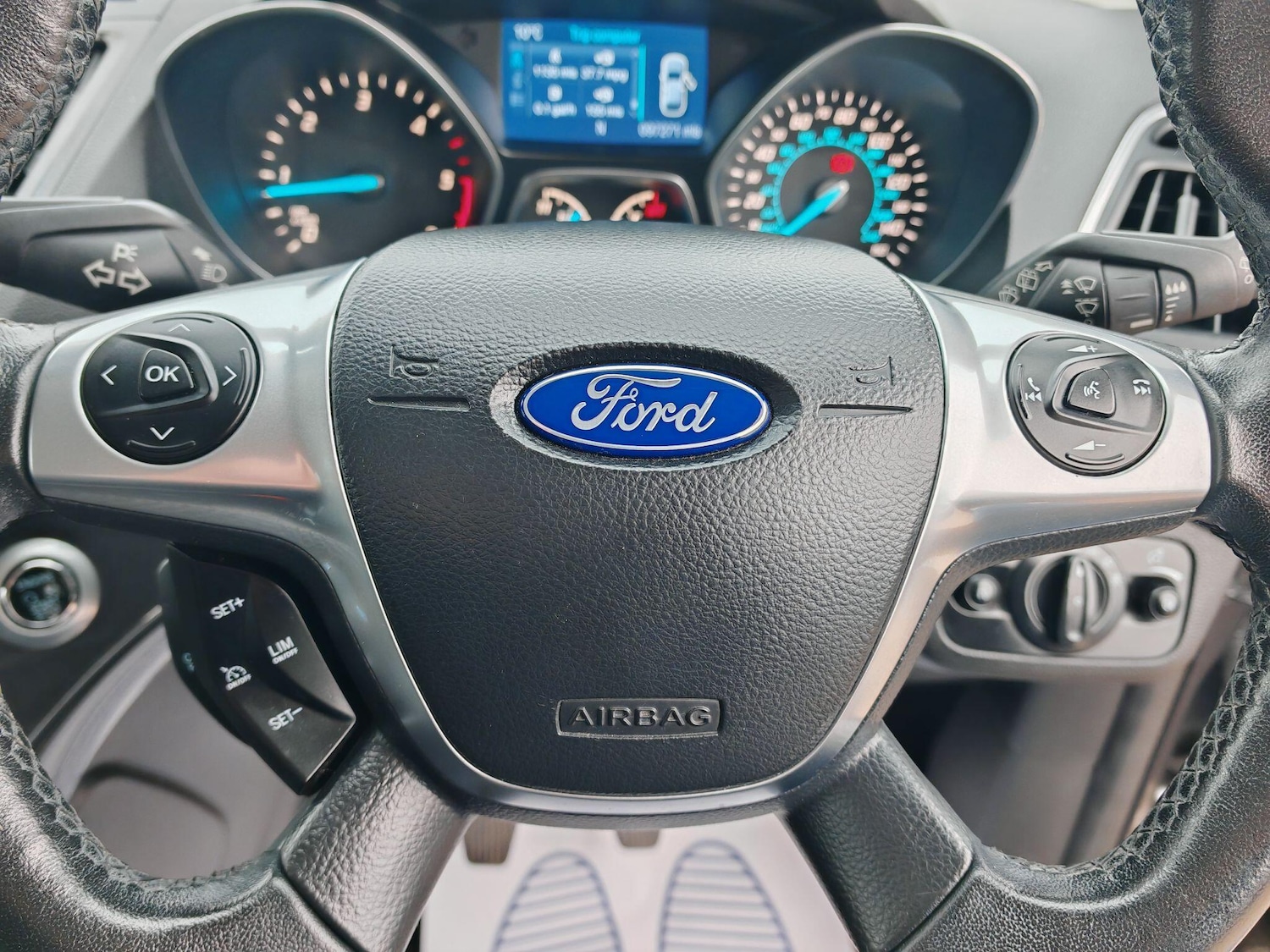 Used Ford Kuga 2015 for sale - 76976821: Photo 12