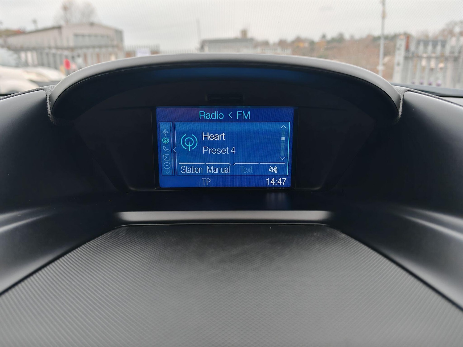 Used Ford Kuga 2015 for sale - 76976821: Photo 15