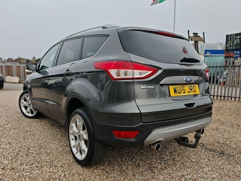 Used Ford Kuga 2015 for sale - 76976821: Photo