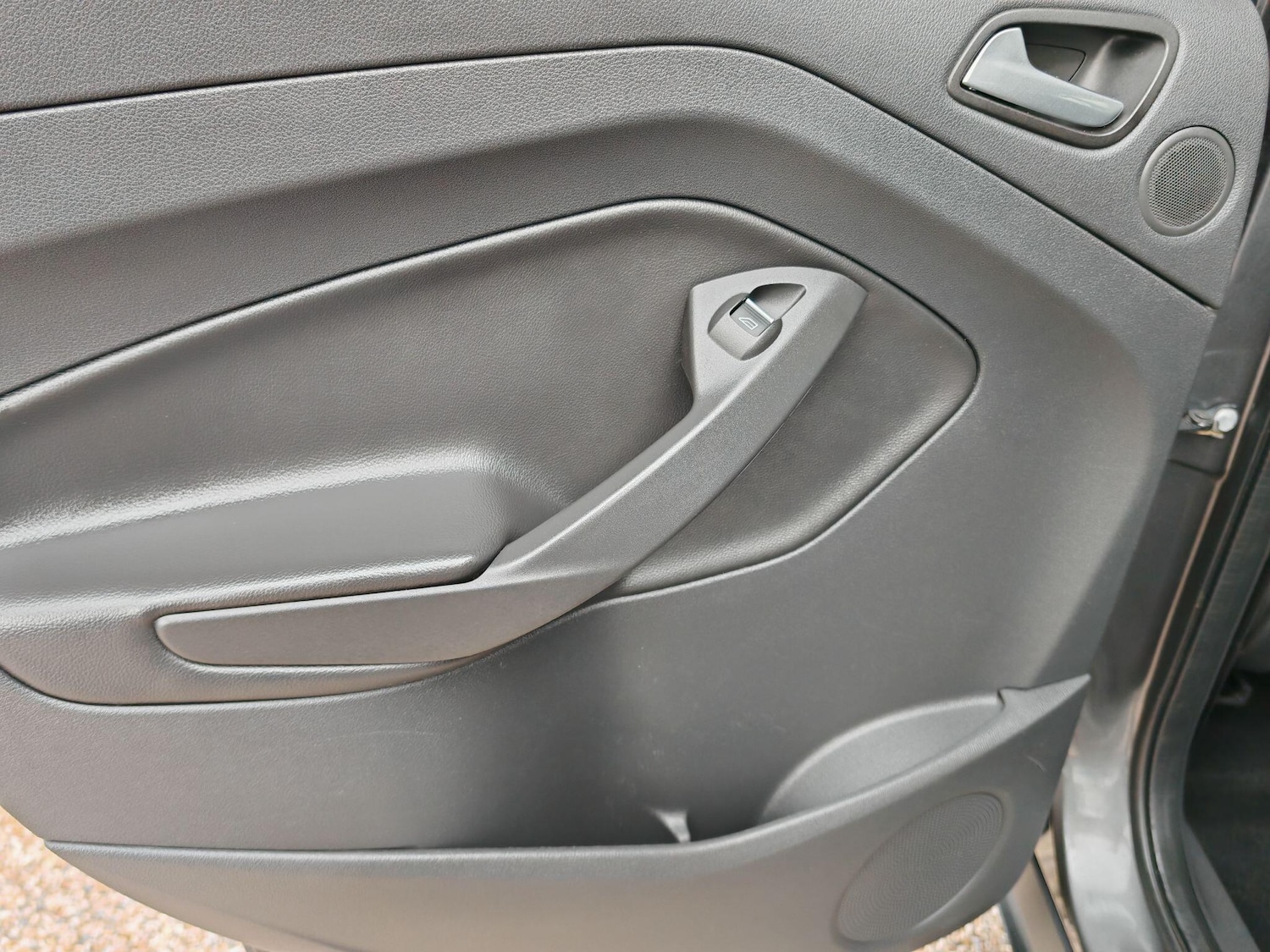 Used Ford Kuga 2015 for sale - 76976821: Photo 44