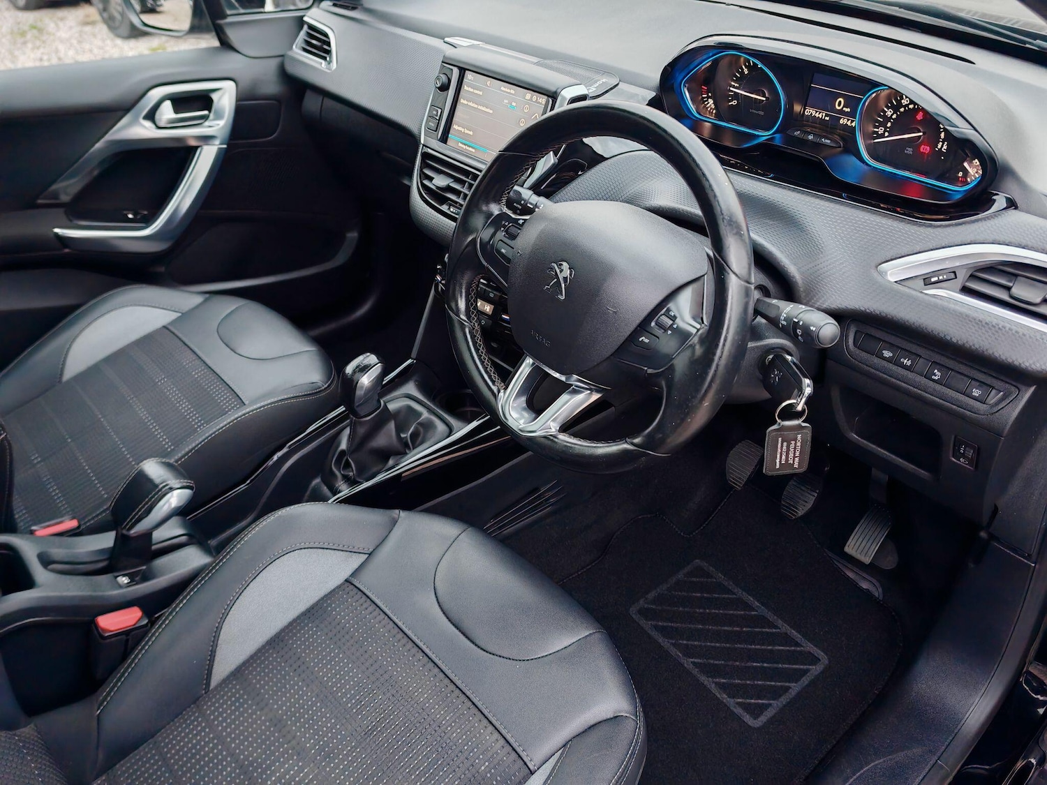 Used Peugeot 2008 2018 for sale - 76953255: Photo 10