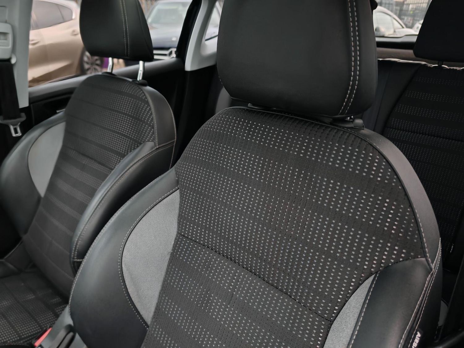 Used Peugeot 2008 2018 for sale - 76953255: Photo 43