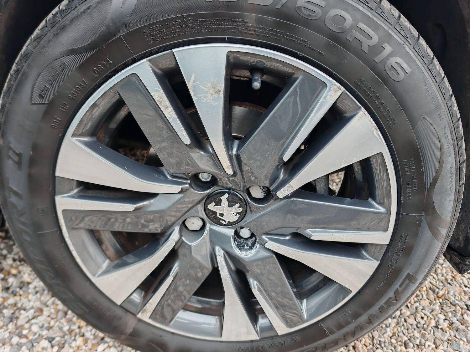 Used Peugeot 2008 2018 for sale - 76953255: Photo 51