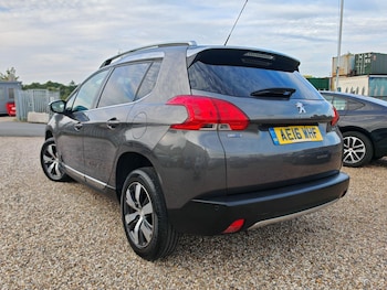 Used Peugeot 2008 2016 for sale - 75507873: Photo