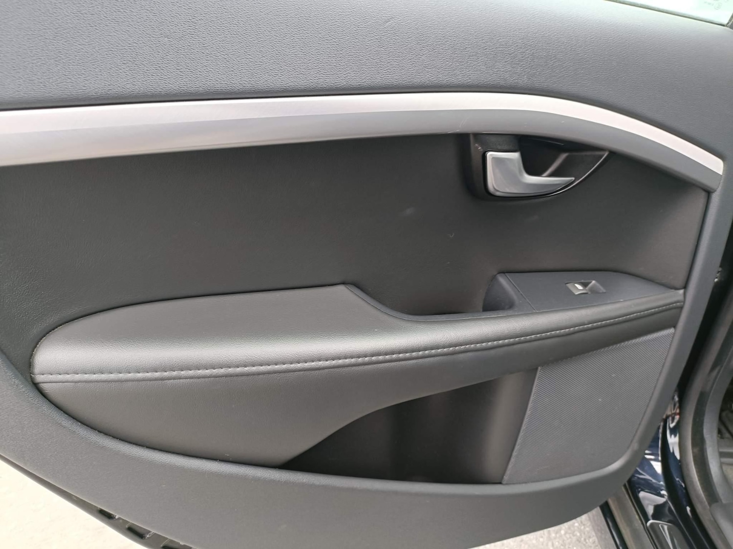 Used Volvo S80 for sale - 76485509: Photo 44