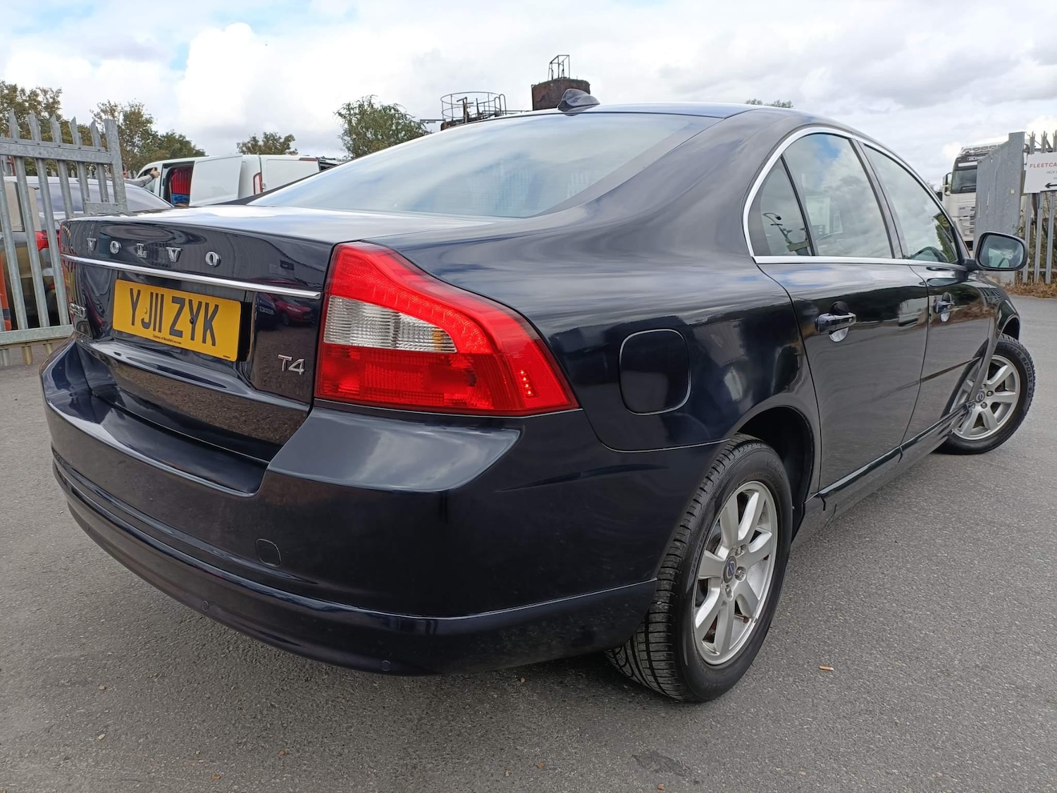 Used Volvo S80 for sale - 76995098: Photo 35