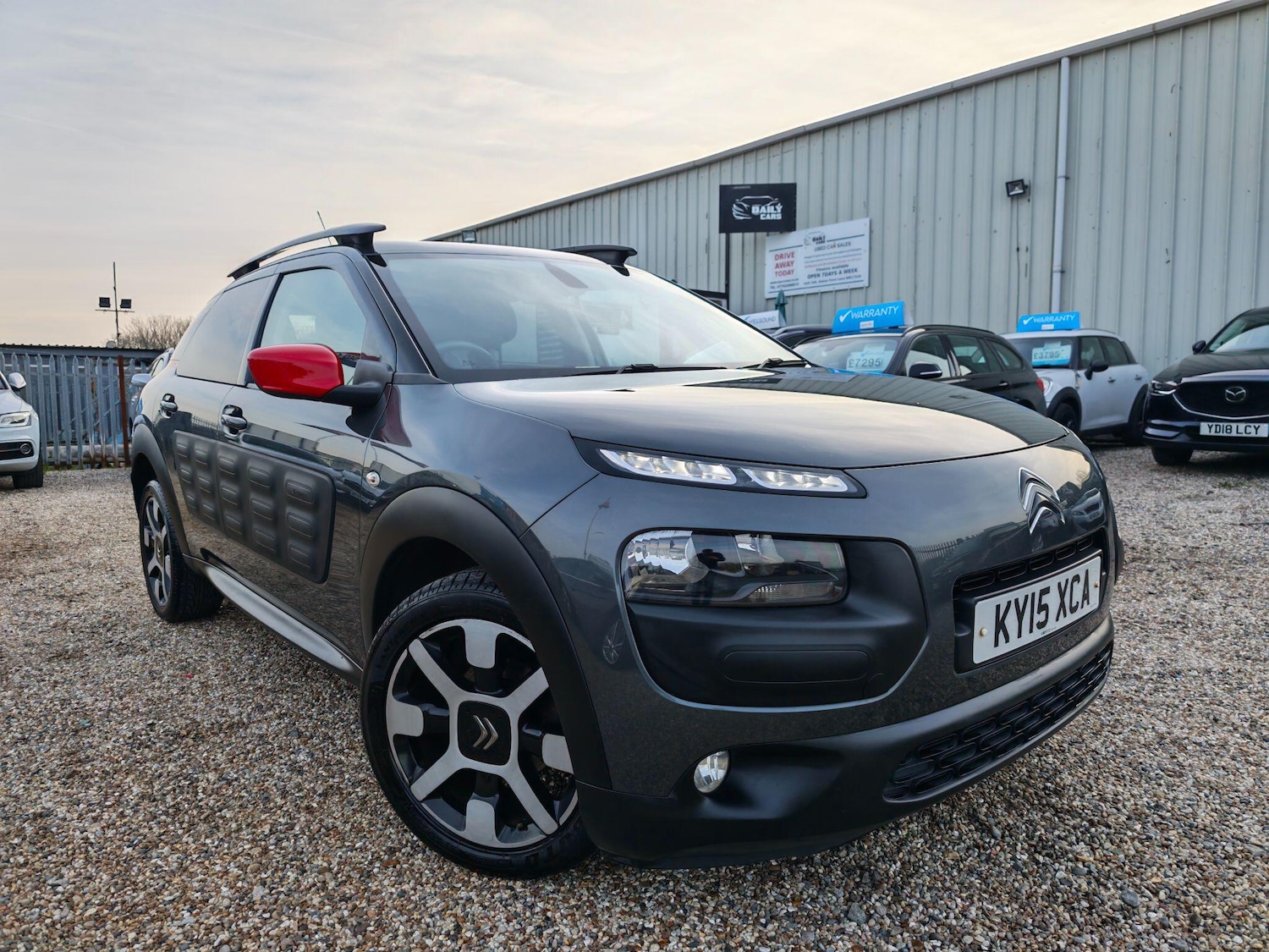 Used Citroen C4 Cactus 2015 for sale - 77969883: Photo 1