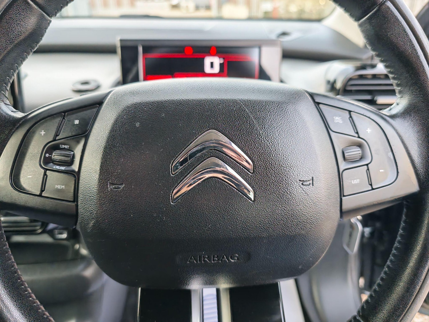 Used Citroen C4 Cactus 2015 for sale - 77969883: Photo 12