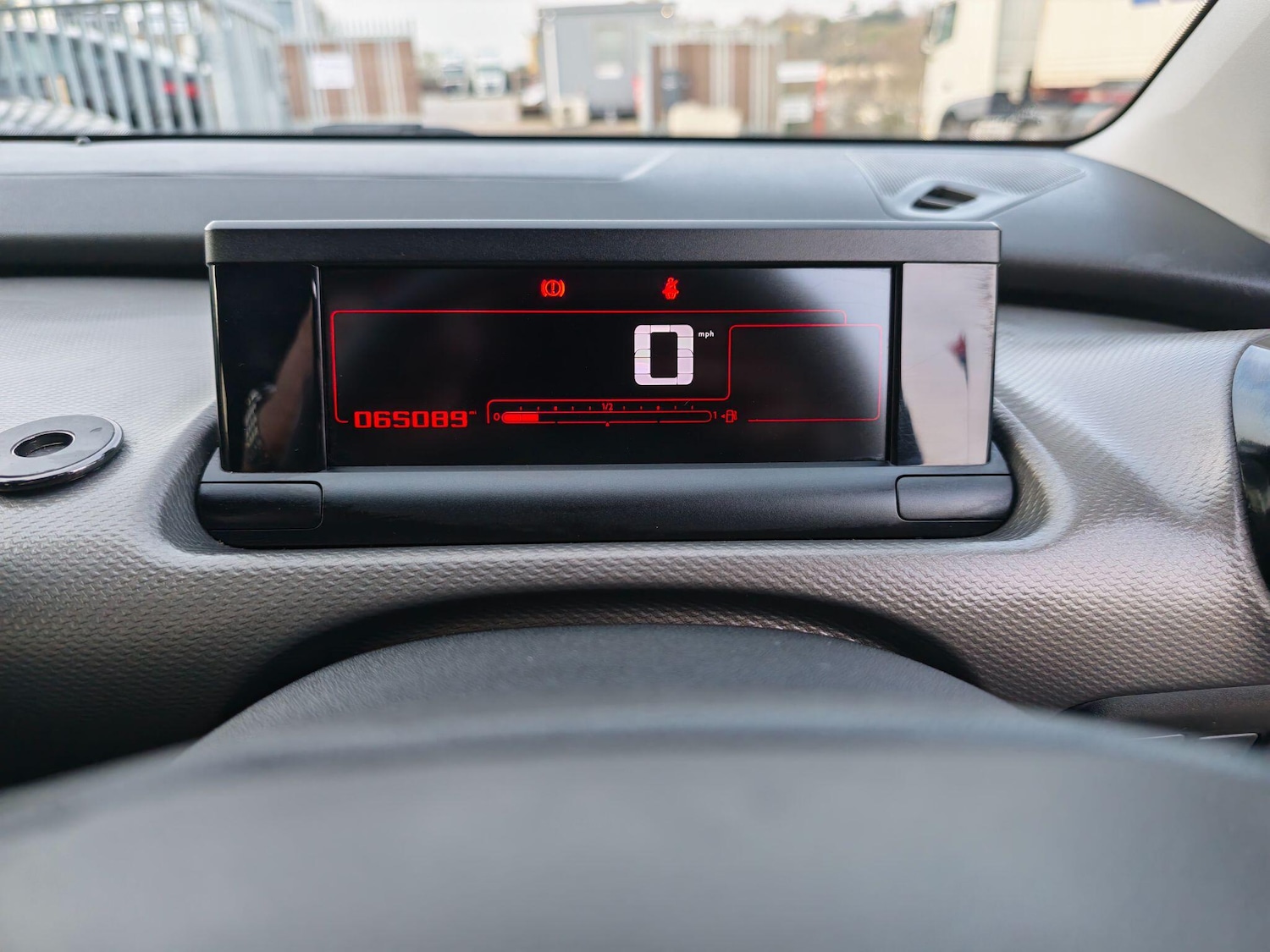 Used Citroen C4 Cactus 2015 for sale - 77969883: Photo 13