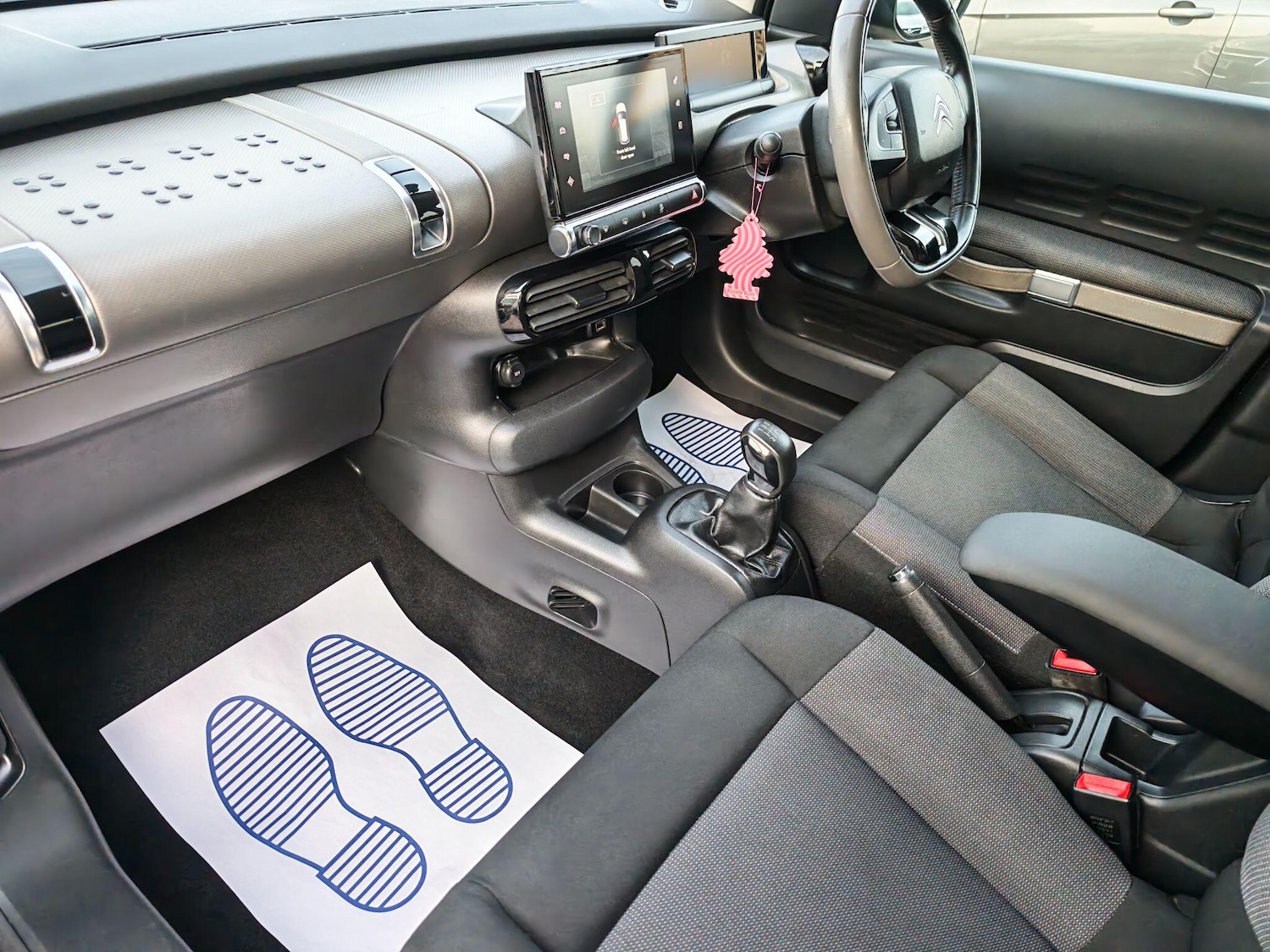 Used Citroen C4 Cactus 2015 for sale - 77969883: Photo 35