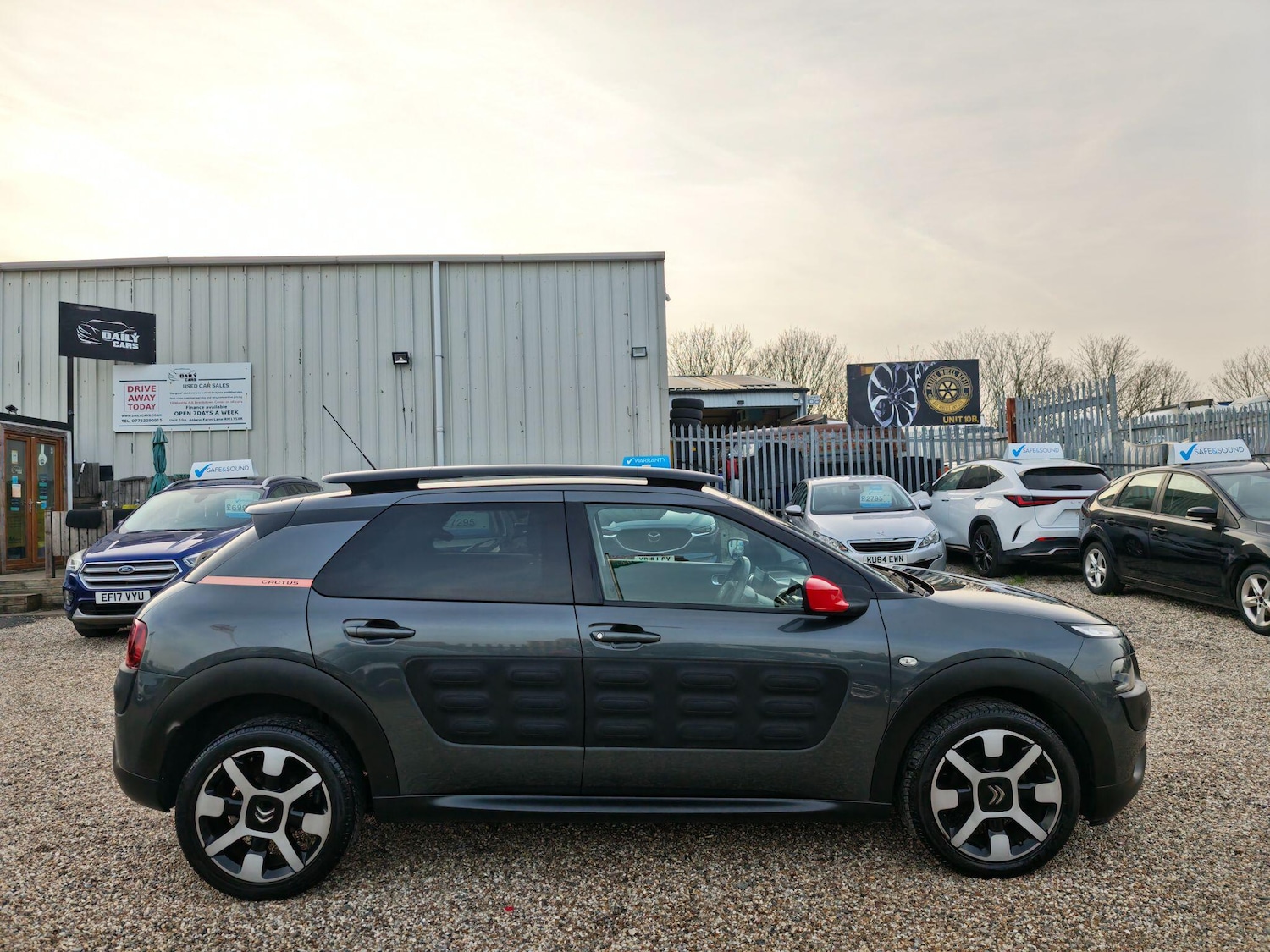 Used Citroen C4 Cactus 2015 for sale - 77969883: Photo 7