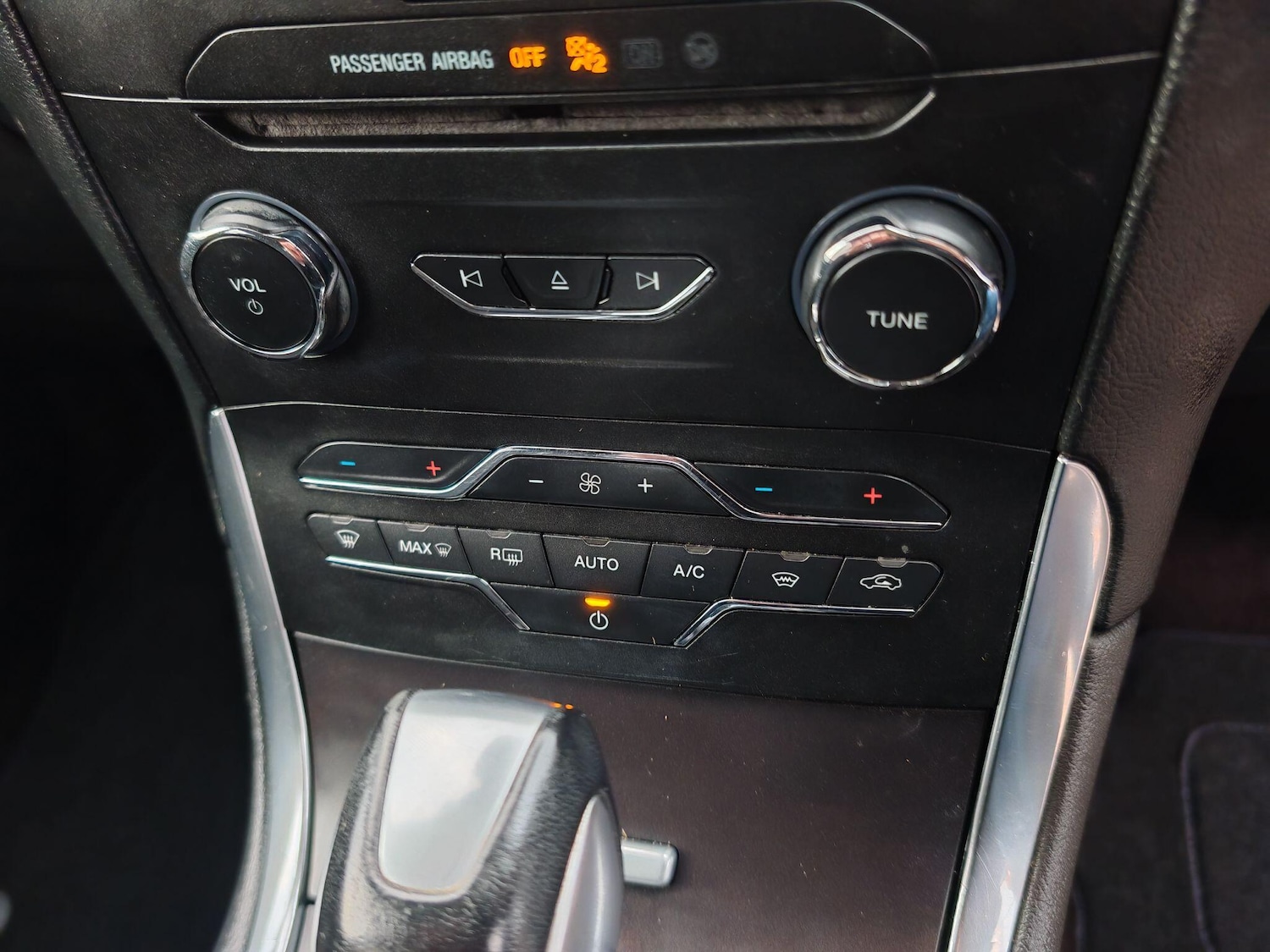 Used Ford S-Max 2015 for sale - 76440803: Photo 18