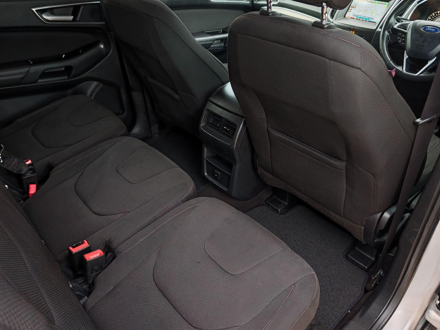 Used Ford S-Max 2015 for sale - 76440803: Photo 27