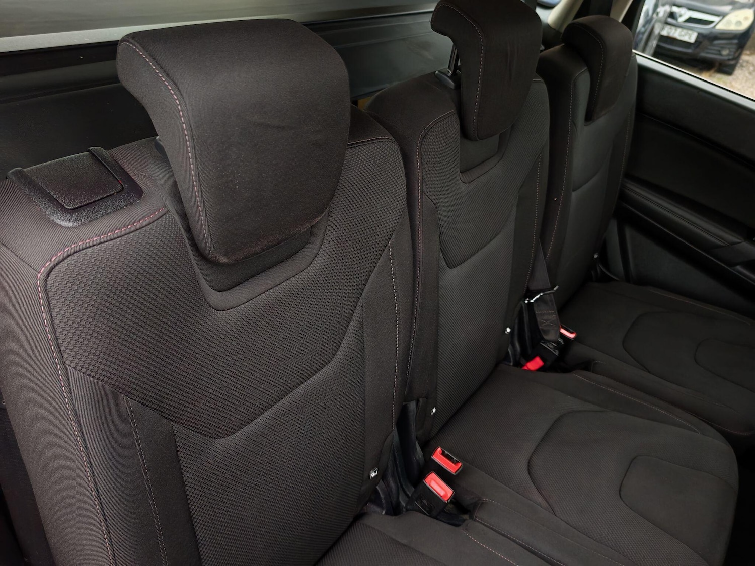 Used Ford S-Max 2015 for sale - 76440803: Photo 29