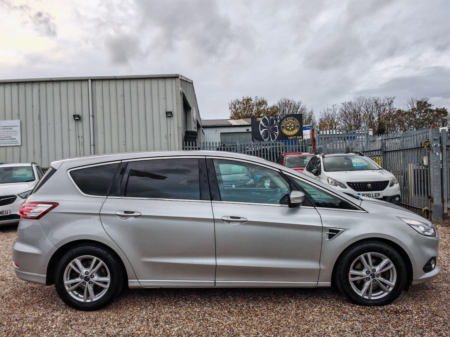 Used Ford S-Max 2015 for sale - 76440803: Photo 34