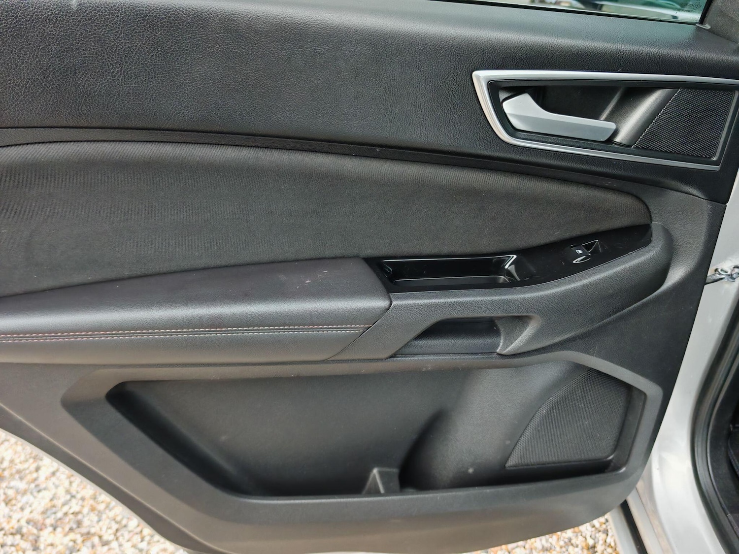 Used Ford S-Max 2015 for sale - 76440803: Photo 44