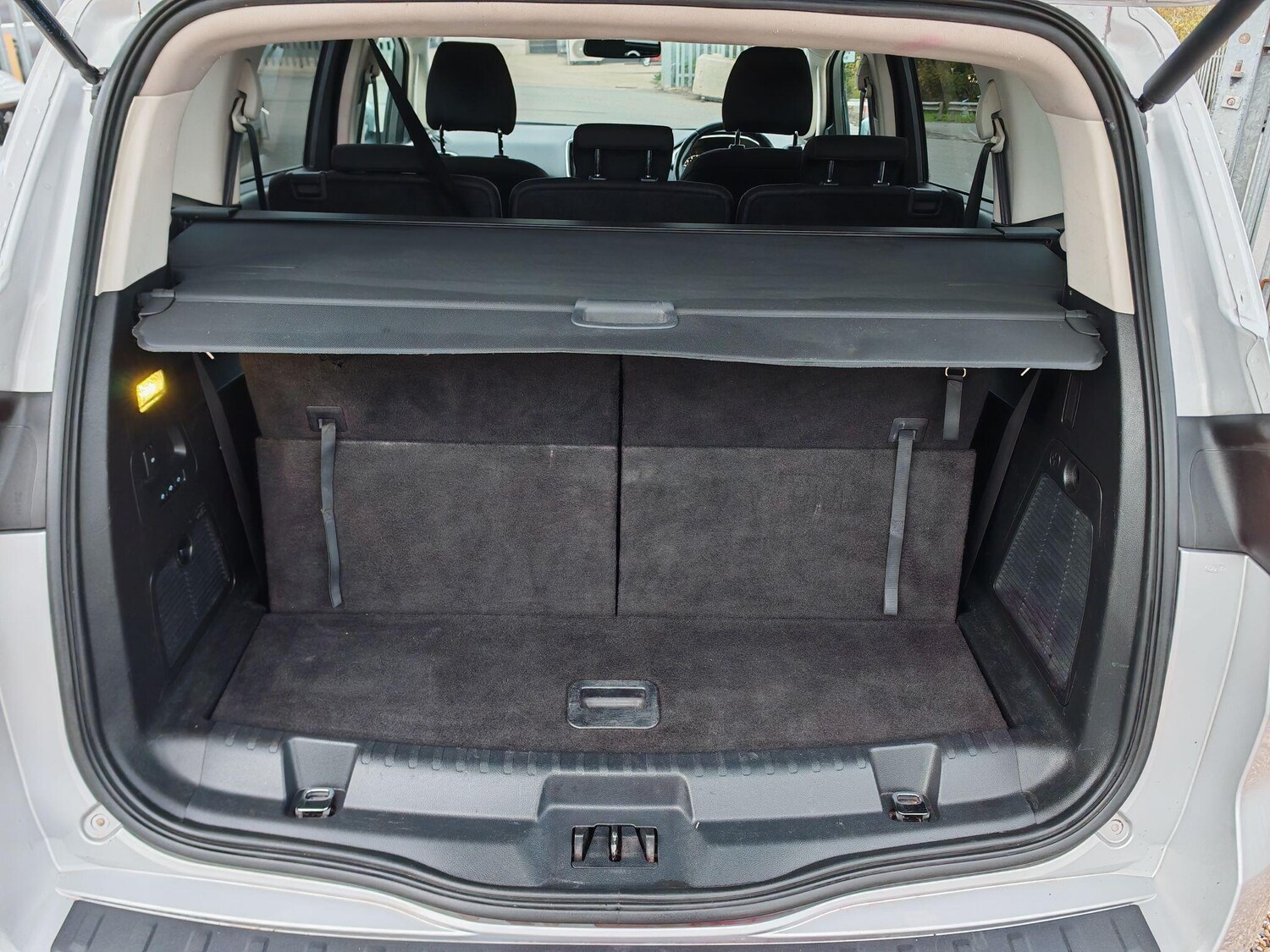 Used Ford S-Max 2015 for sale - 76440803: Photo 45