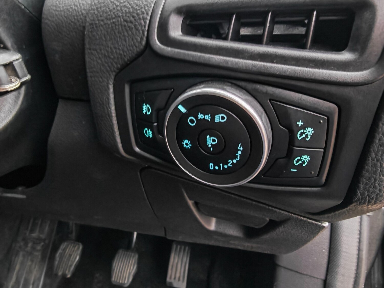 Used Ford Focus for sale - 77510208: Photo 20