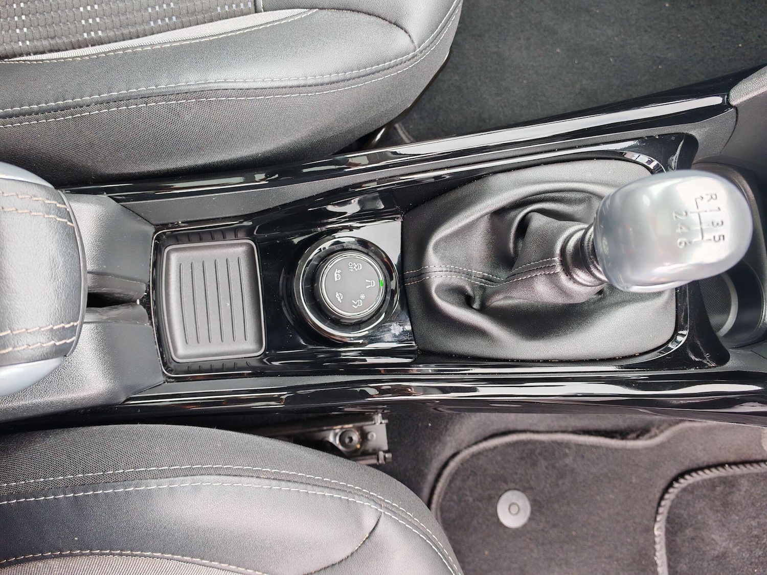 Used Peugeot 2008 2019 for sale - 76083685: Photo 21