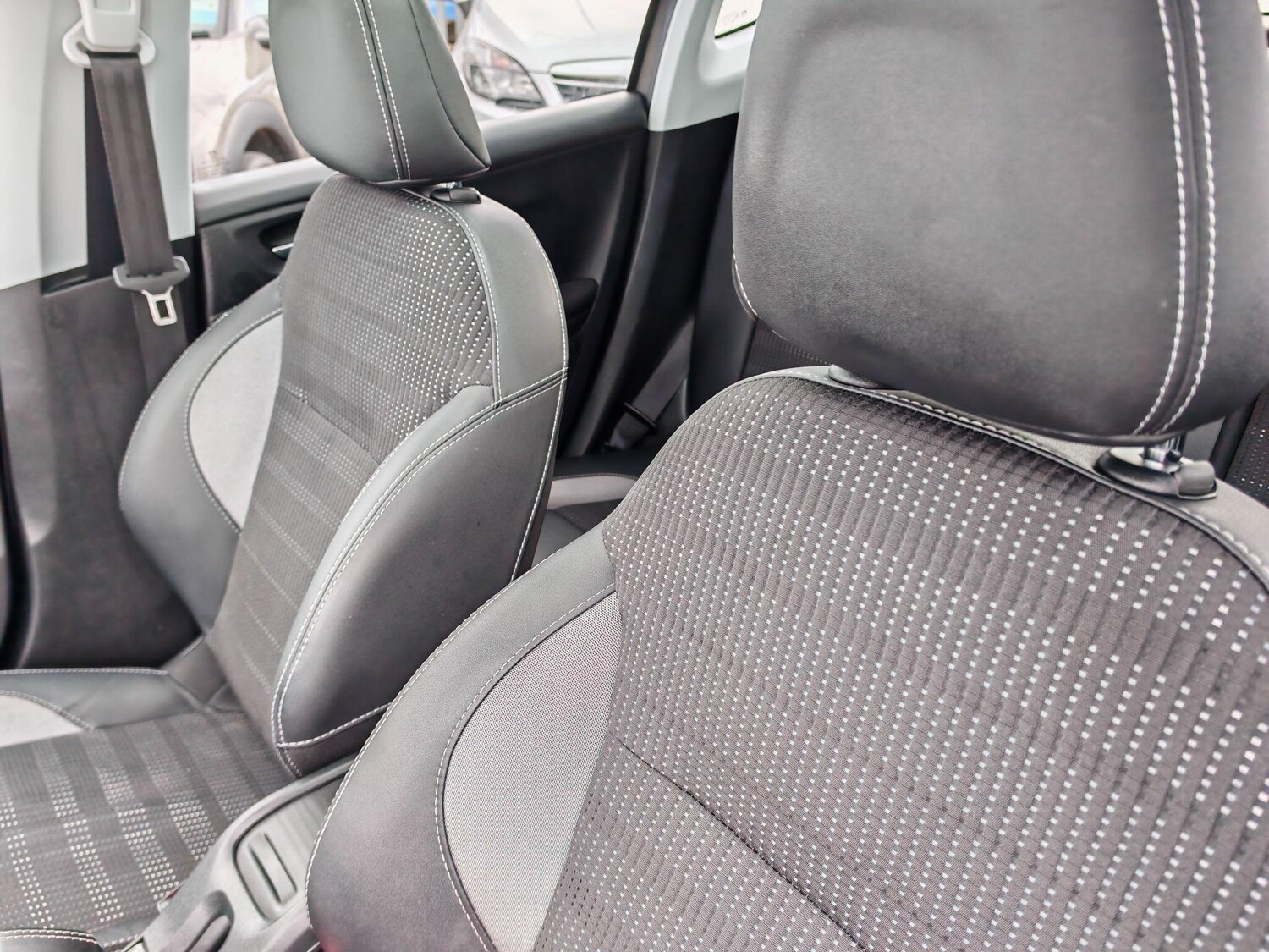 Used Peugeot 2008 2019 for sale - 76083685: Photo 41