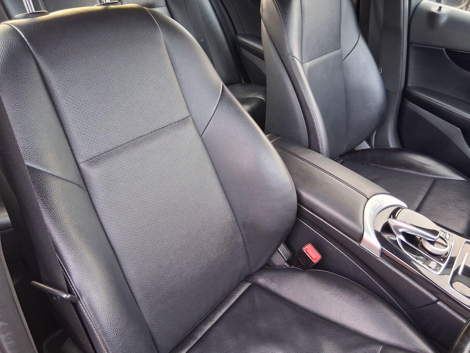 Used Mercedes-Benz C Class 2015 for sale - 77202948: Photo 24