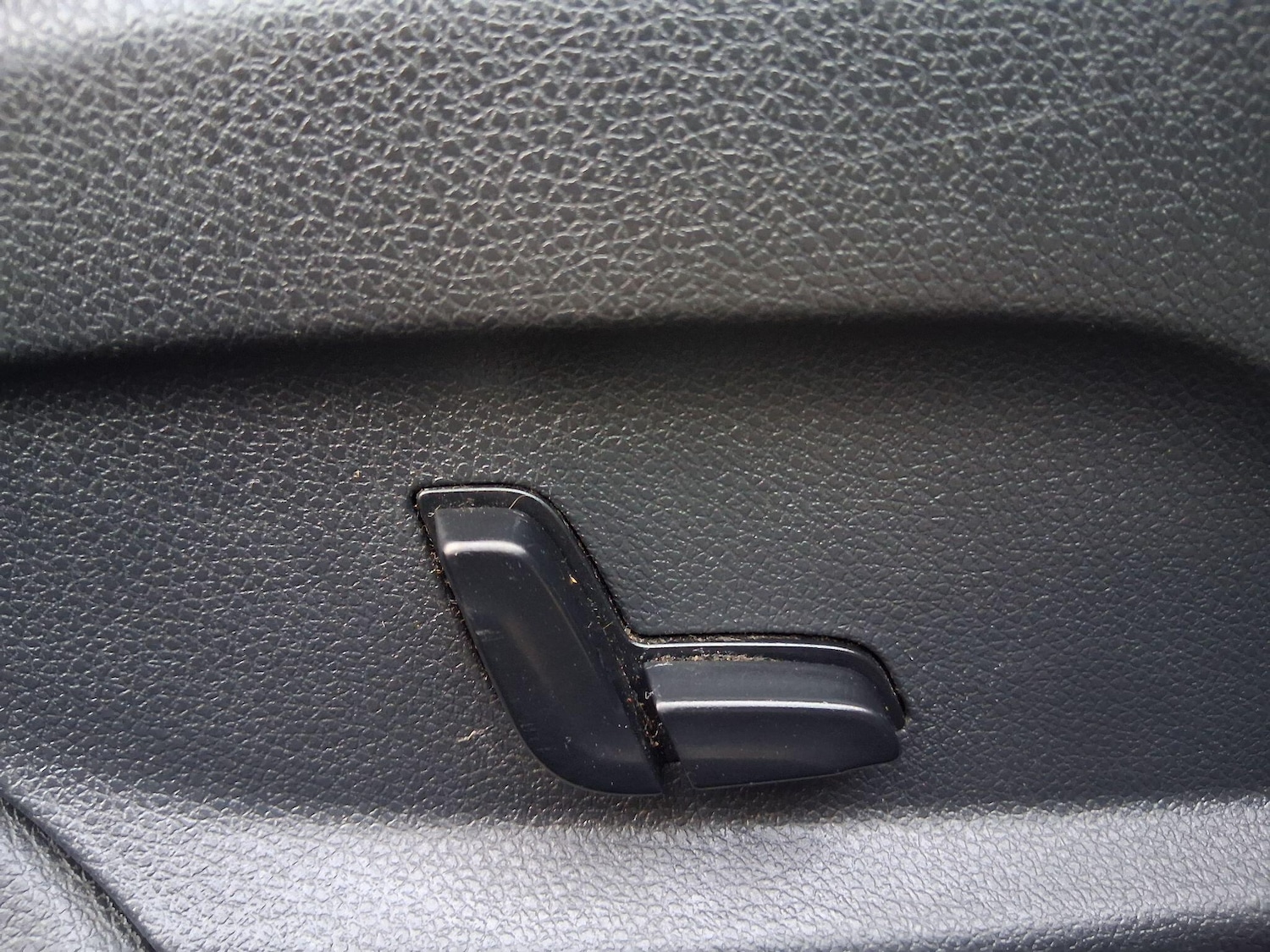 Used Mercedes-Benz C Class 2015 for sale - 77202948: Photo 25