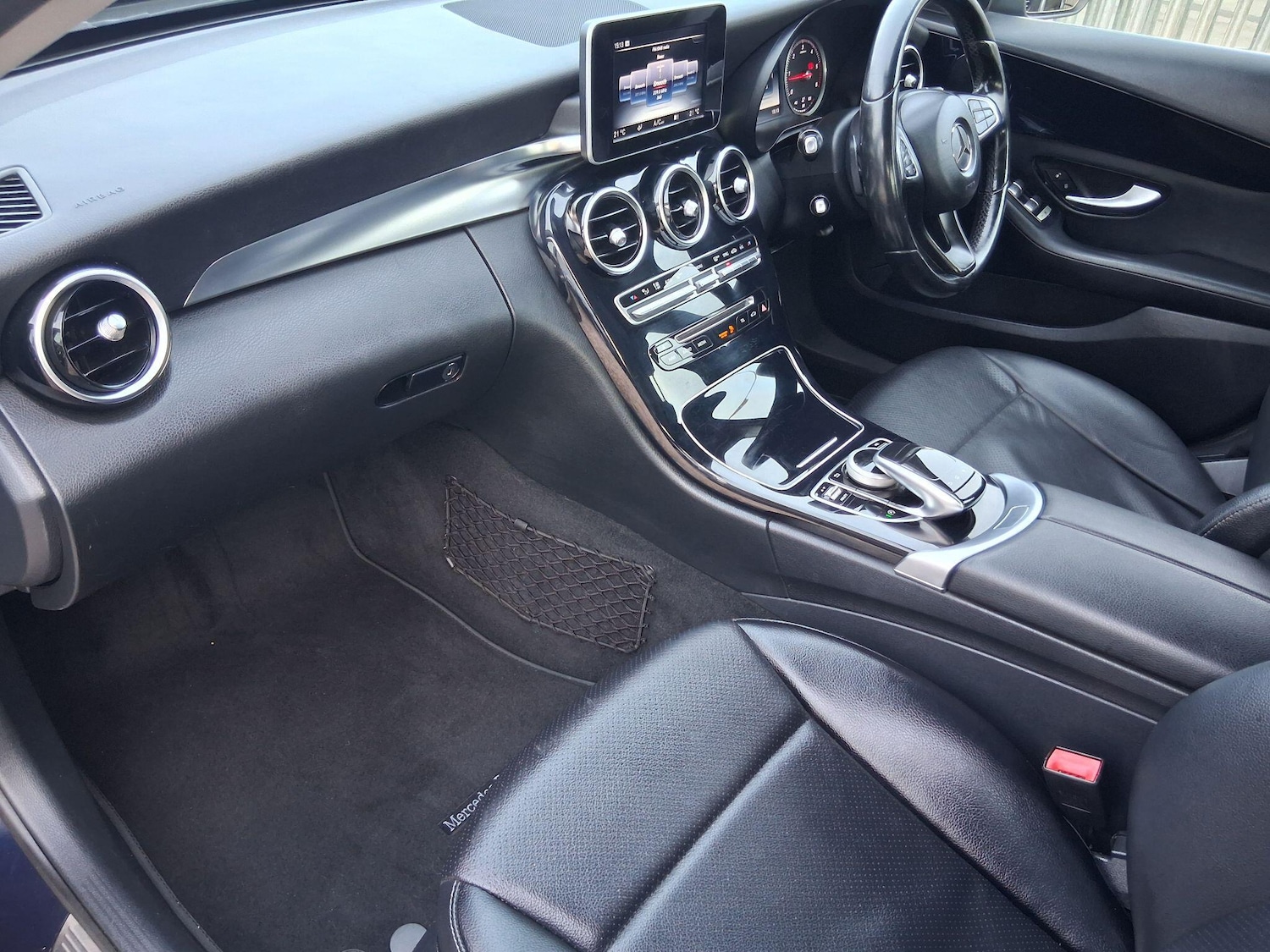 Used Mercedes-Benz C Class 2015 for sale - 77202948: Photo 40