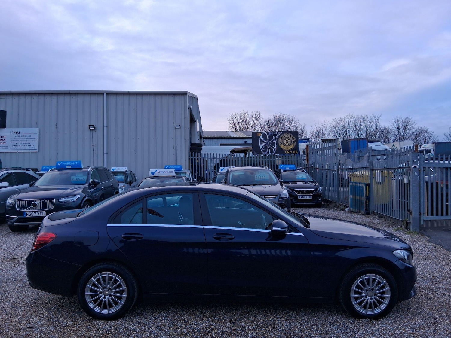 Used Mercedes-Benz C Class 2015 for sale - 77202948: Photo 6