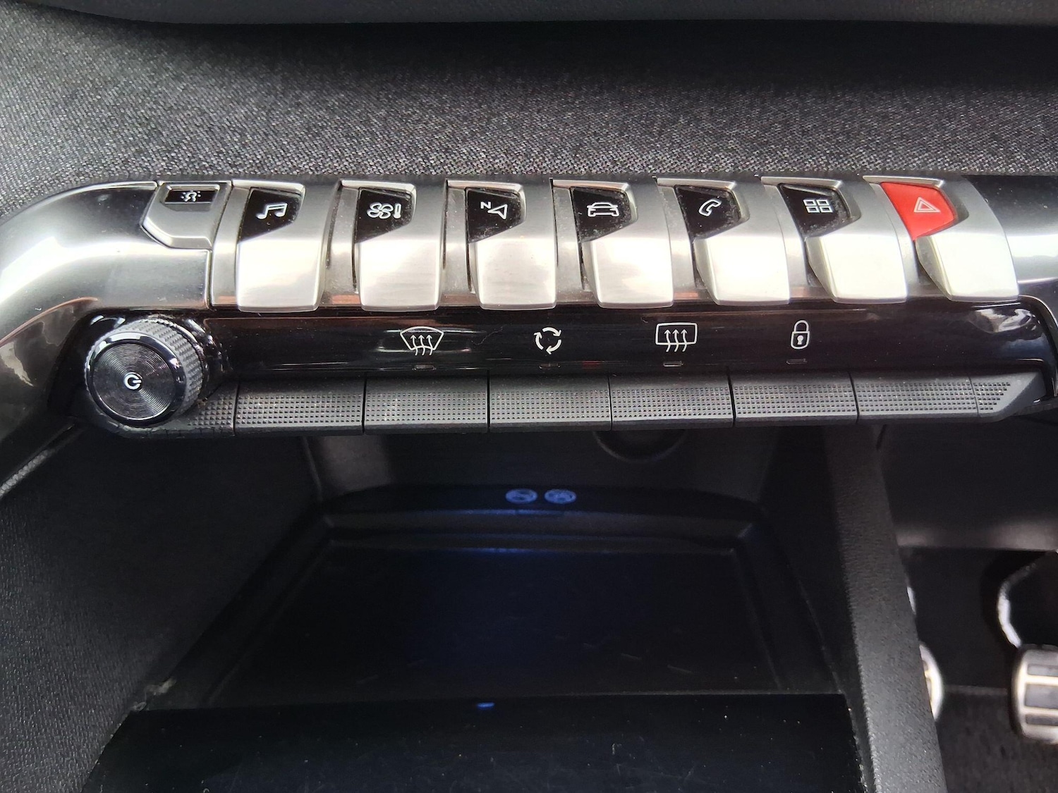 Used Peugeot 3008 2017 for sale - 77143140: Photo 18