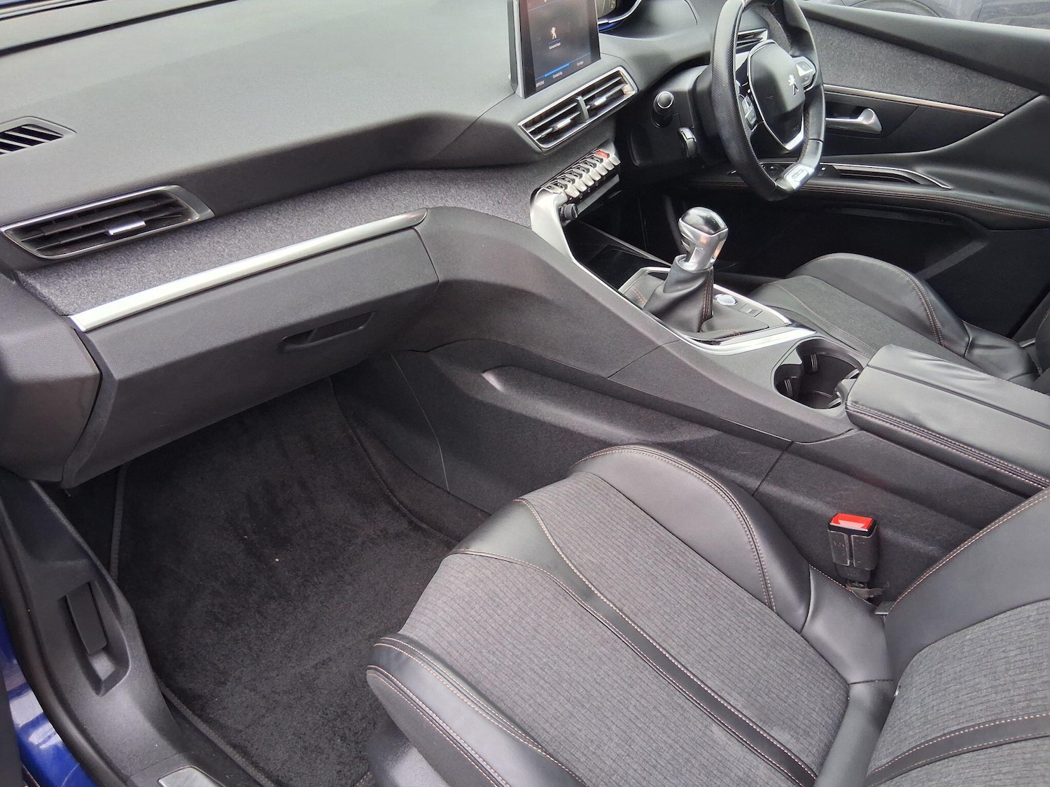 Used Peugeot 3008 2017 for sale - 77143140: Photo 38