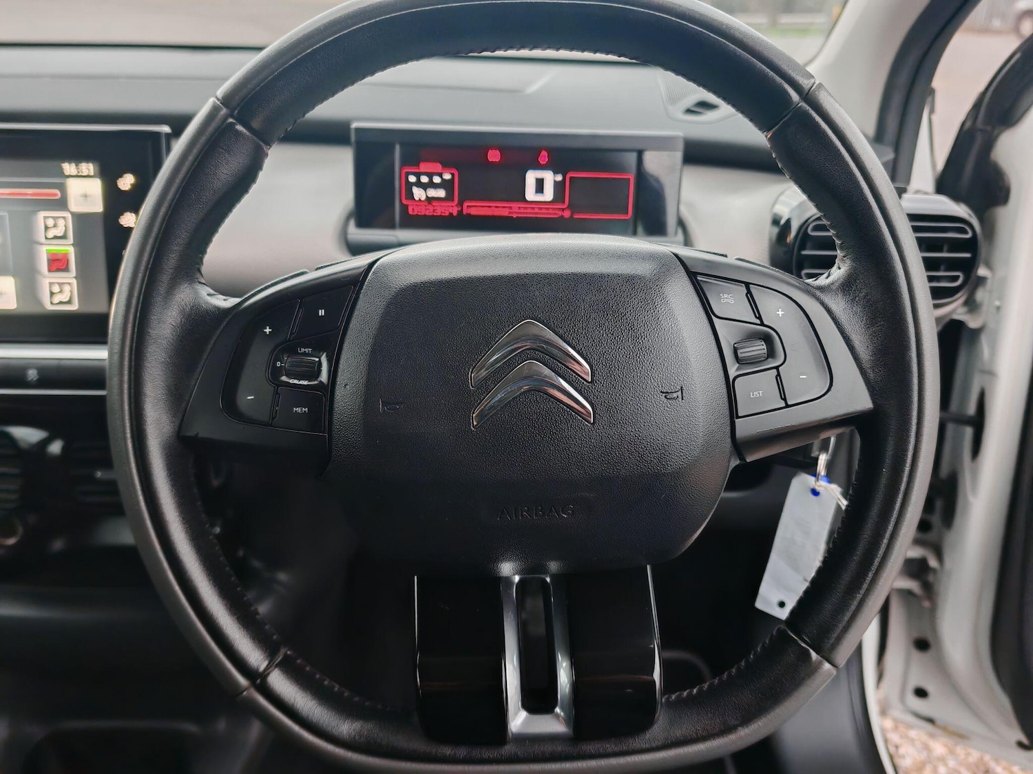 Used Citroen C4 Cactus 2015 for sale - 76645022: Photo 11