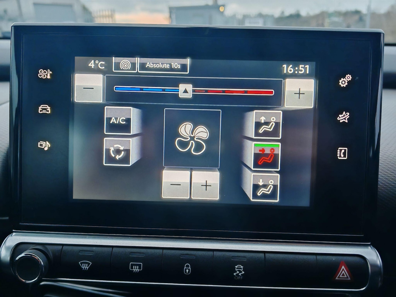 Used Citroen C4 Cactus 2015 for sale - 76645022: Photo 15