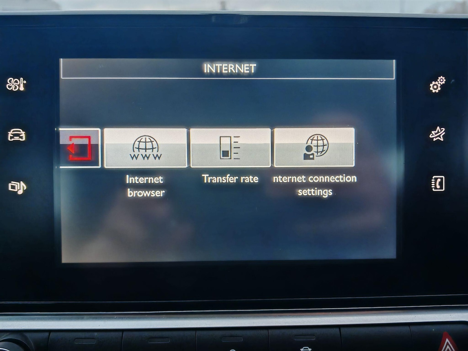 Used Citroen C4 Cactus 2015 for sale - 76645022: Photo 18