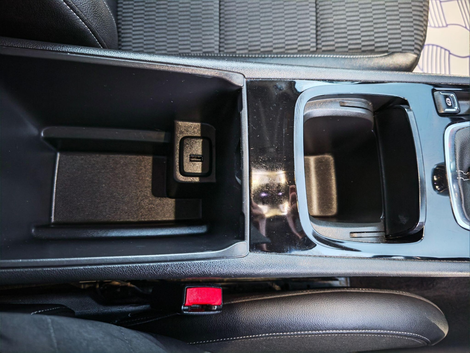 Used Vauxhall Insignia 2017 for sale - 77658534: Photo 17