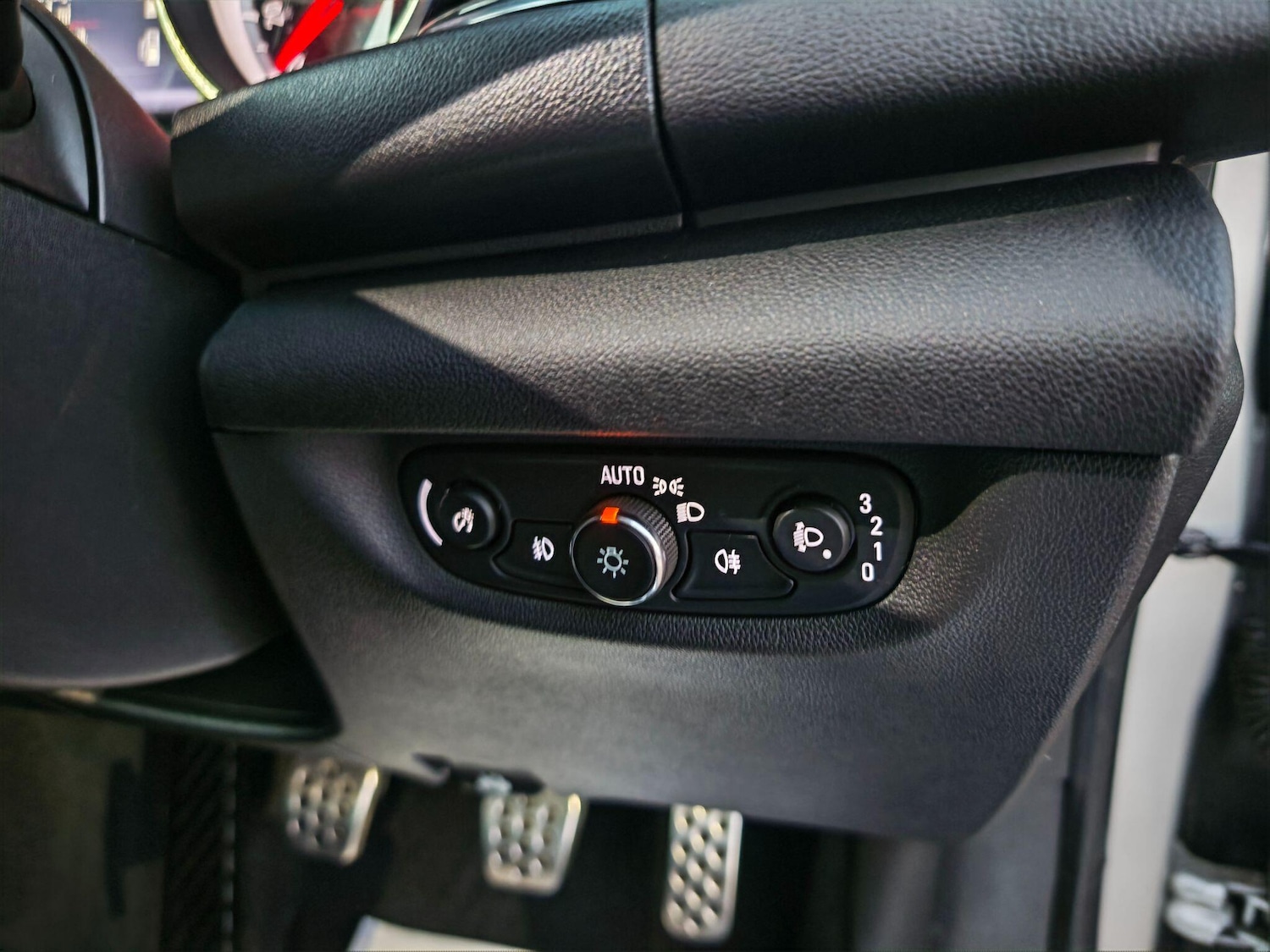 Used Vauxhall Insignia 2017 for sale - 77658534: Photo 18