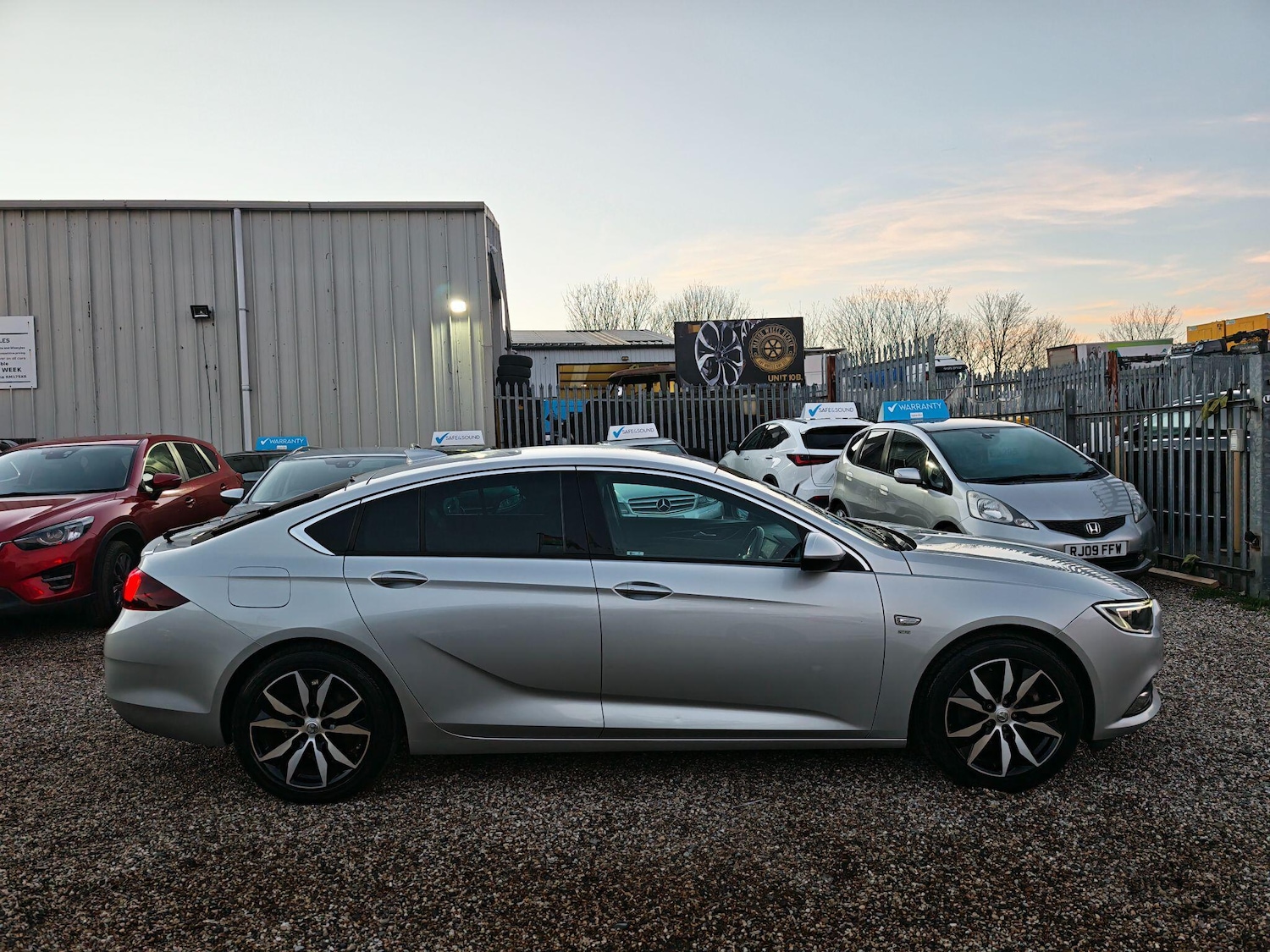 Used Vauxhall Insignia 2017 for sale - 77658534: Photo 7