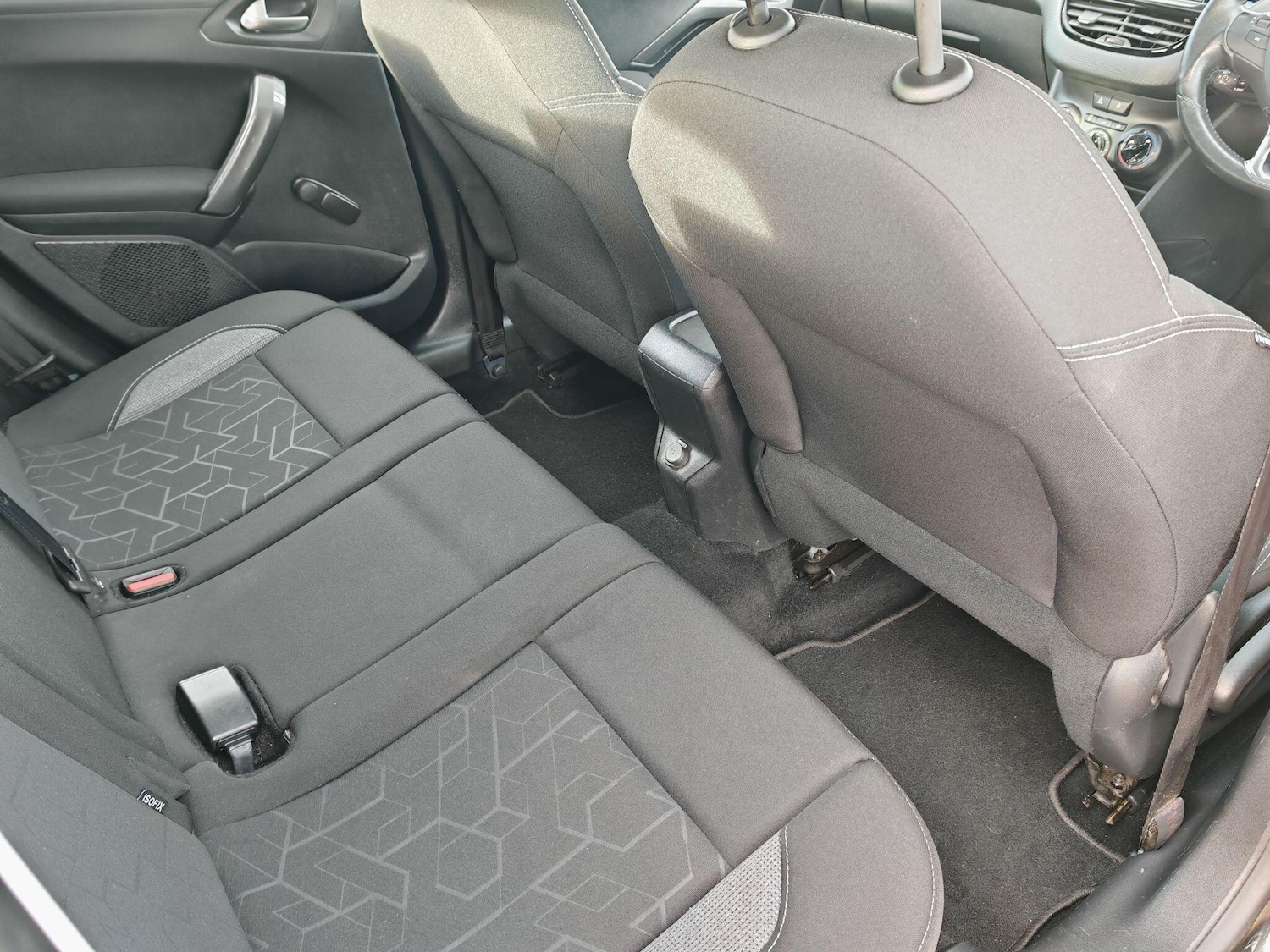 Used Peugeot 2008 2018 for sale - 76832864: Photo 24