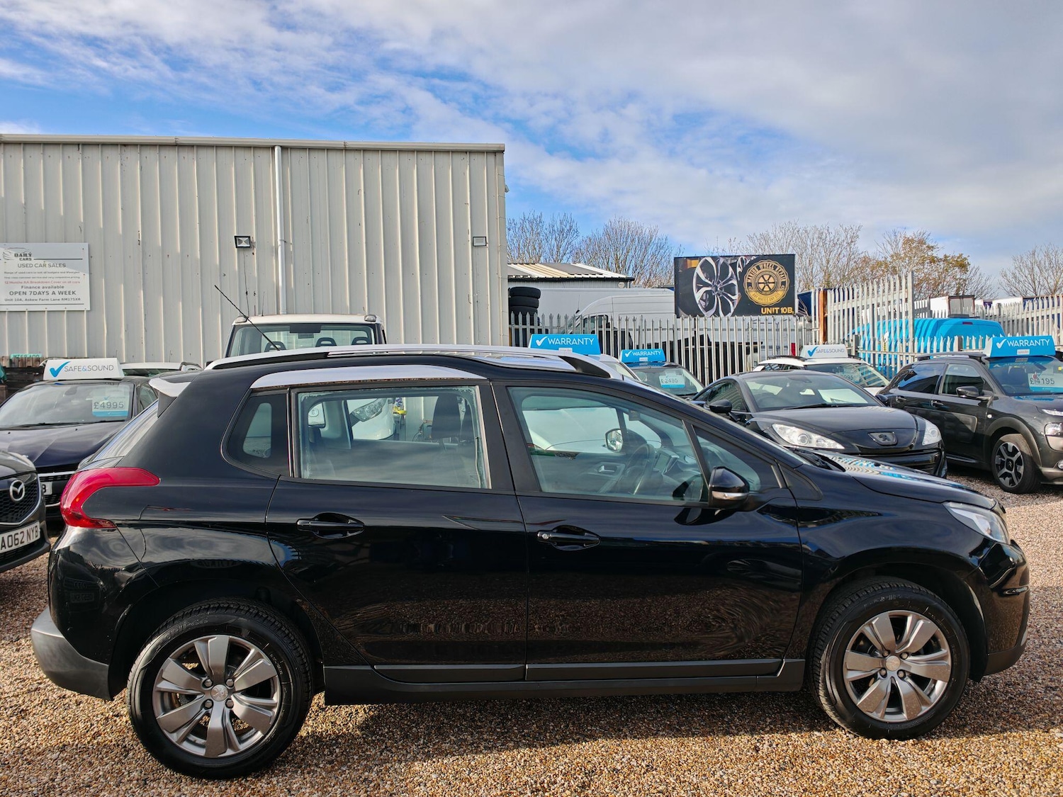 Used Peugeot 2008 2018 for sale - 76832864: Photo 30