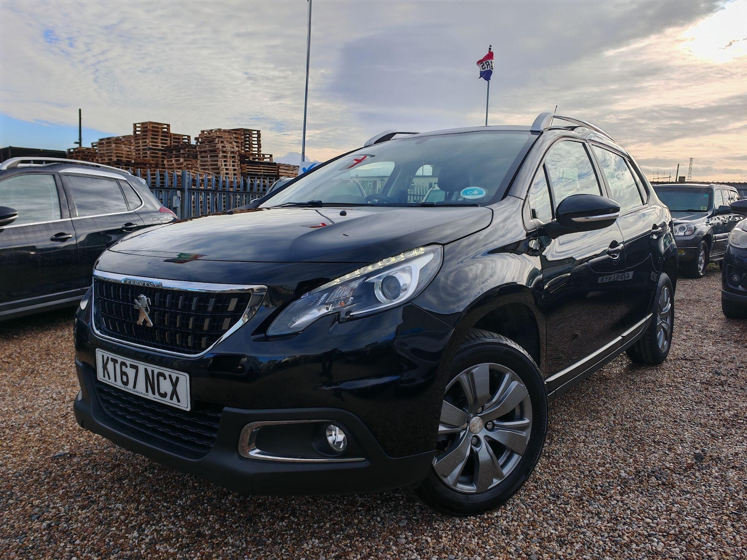 Used Peugeot 2008 2018 for sale - 76832864: Photo 4