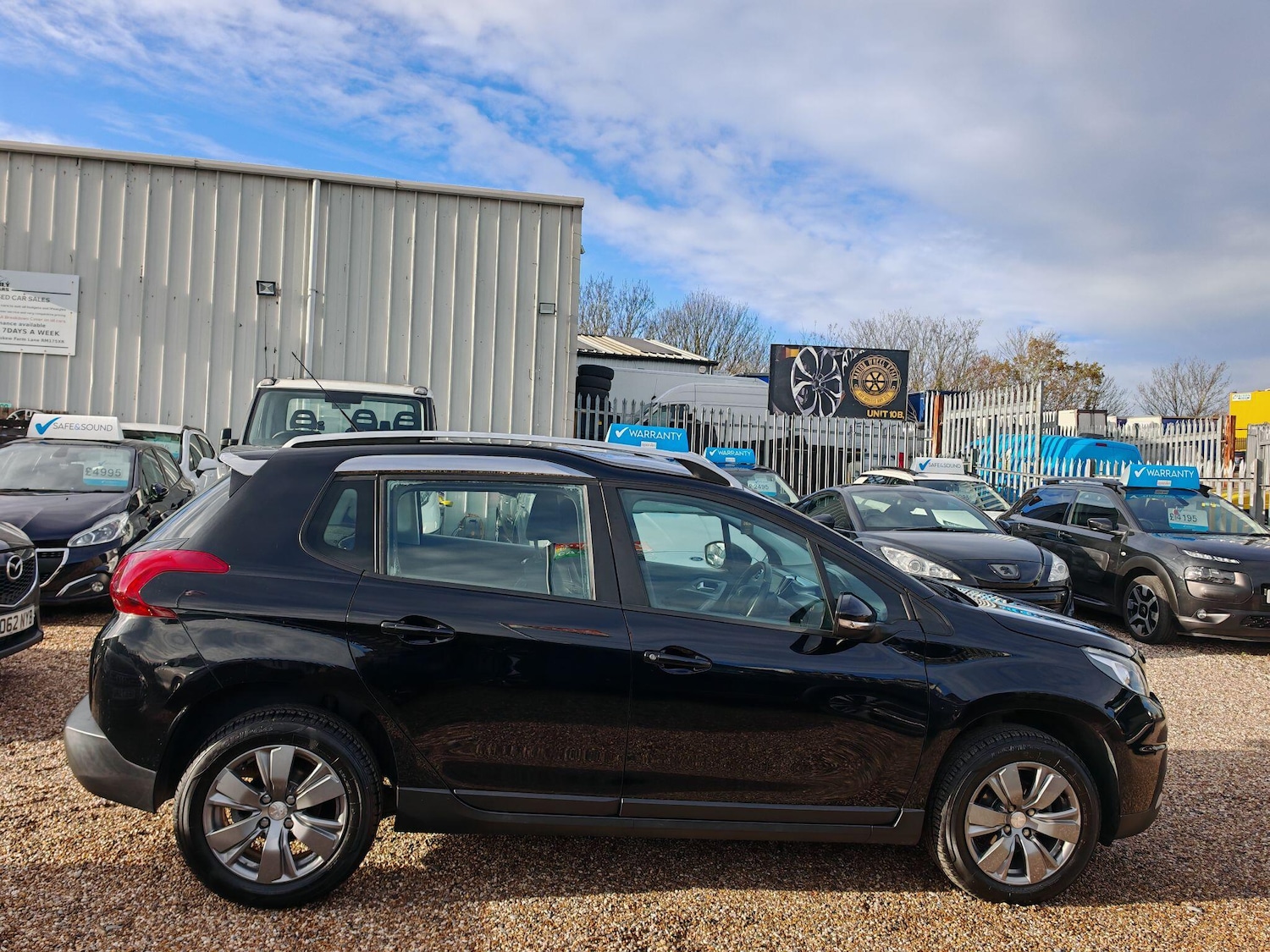 Used Peugeot 2008 2018 for sale - 76832864: Photo 7