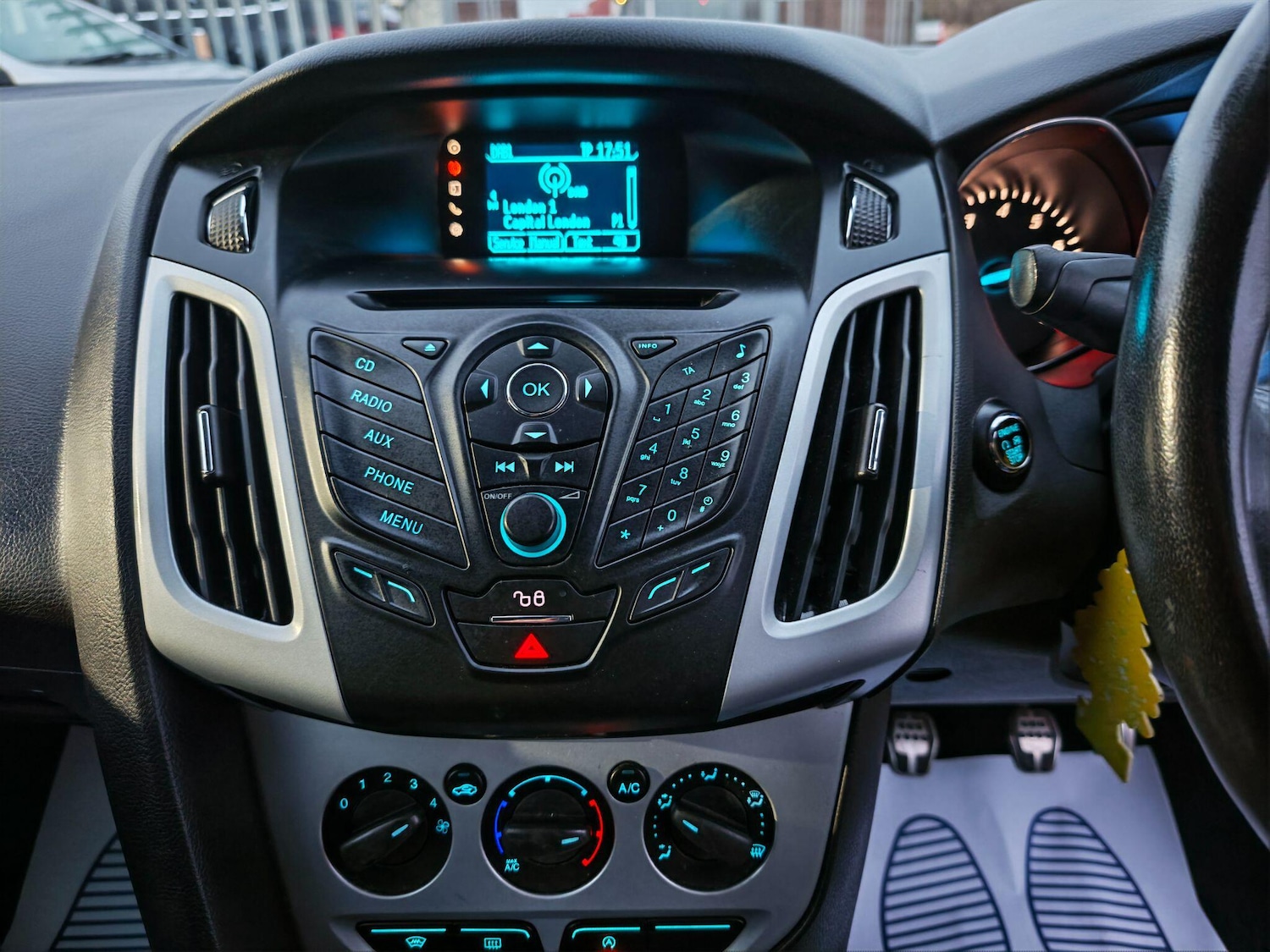 Used Ford Focus 2014 for sale - 77695454: Photo 13