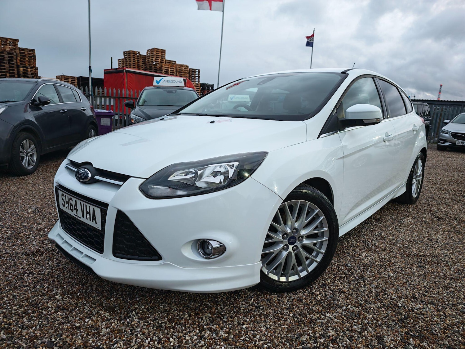 Used Ford Focus 2014 for sale - 77695454: Photo 4