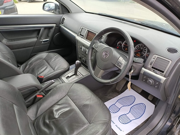 Used Vauxhall Vectra 2007 for sale - 74610801: Photo 10
