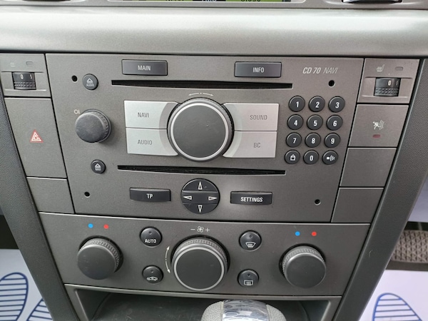 Used Vauxhall Vectra 2007 for sale - 74610801: Photo 18