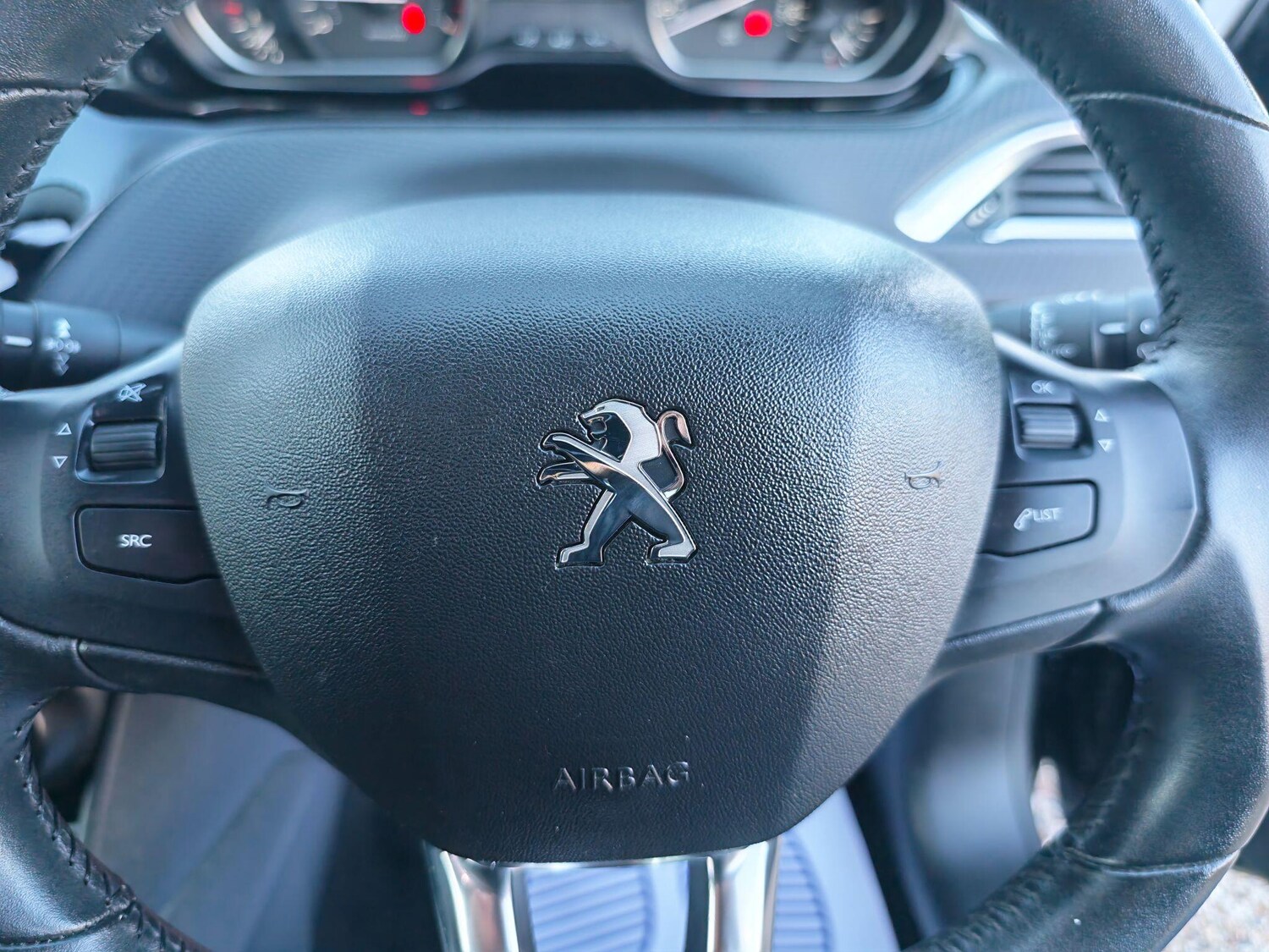 Used Peugeot 208 2019 for sale - 77940502: Photo 12