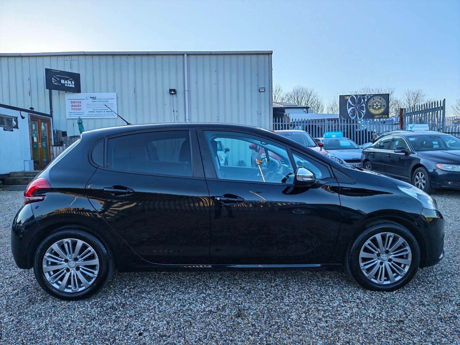 Used Peugeot 208 2019 for sale - 77940502: Photo 30