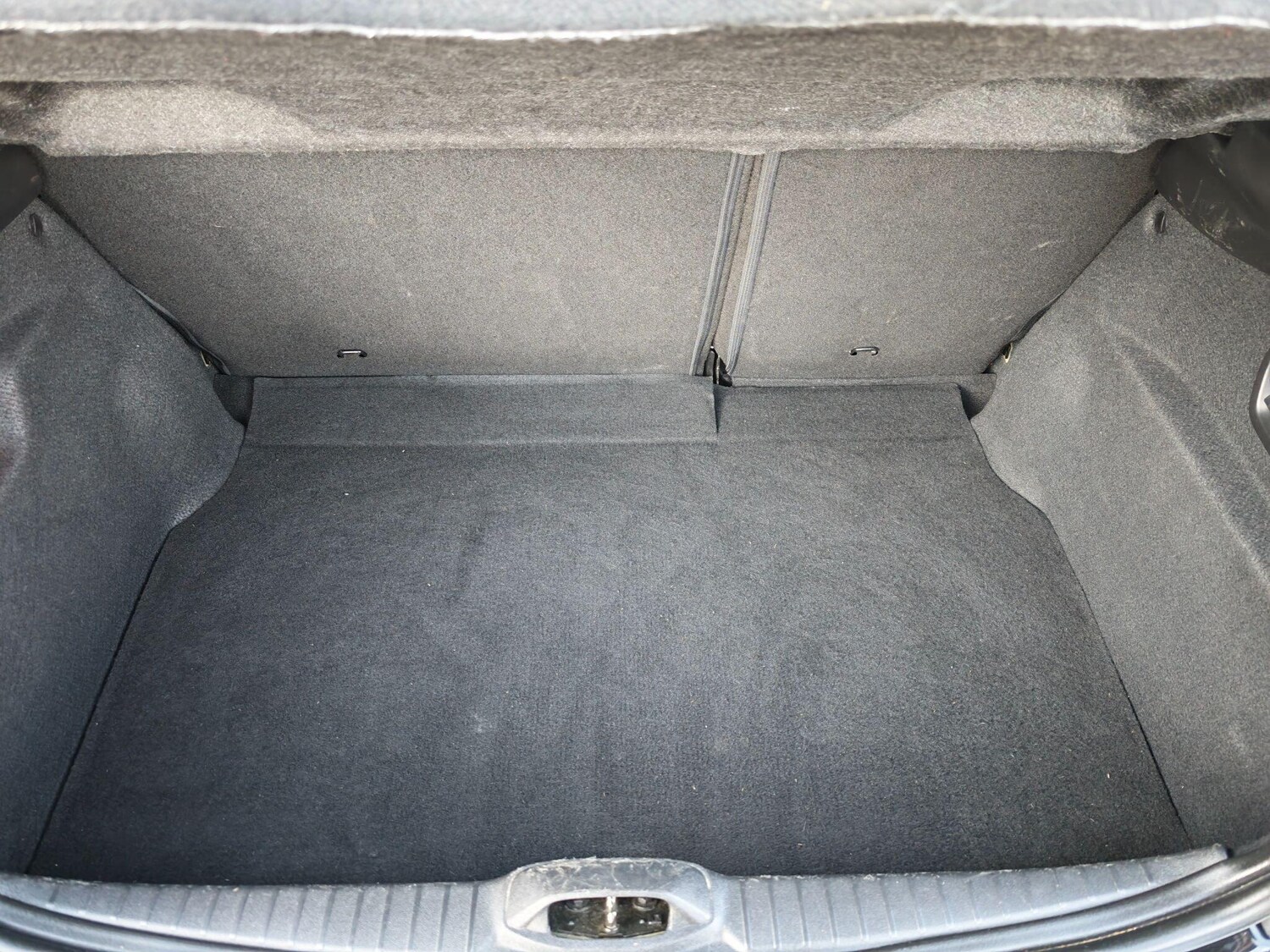 Used Peugeot 208 2019 for sale - 77940502: Photo 42