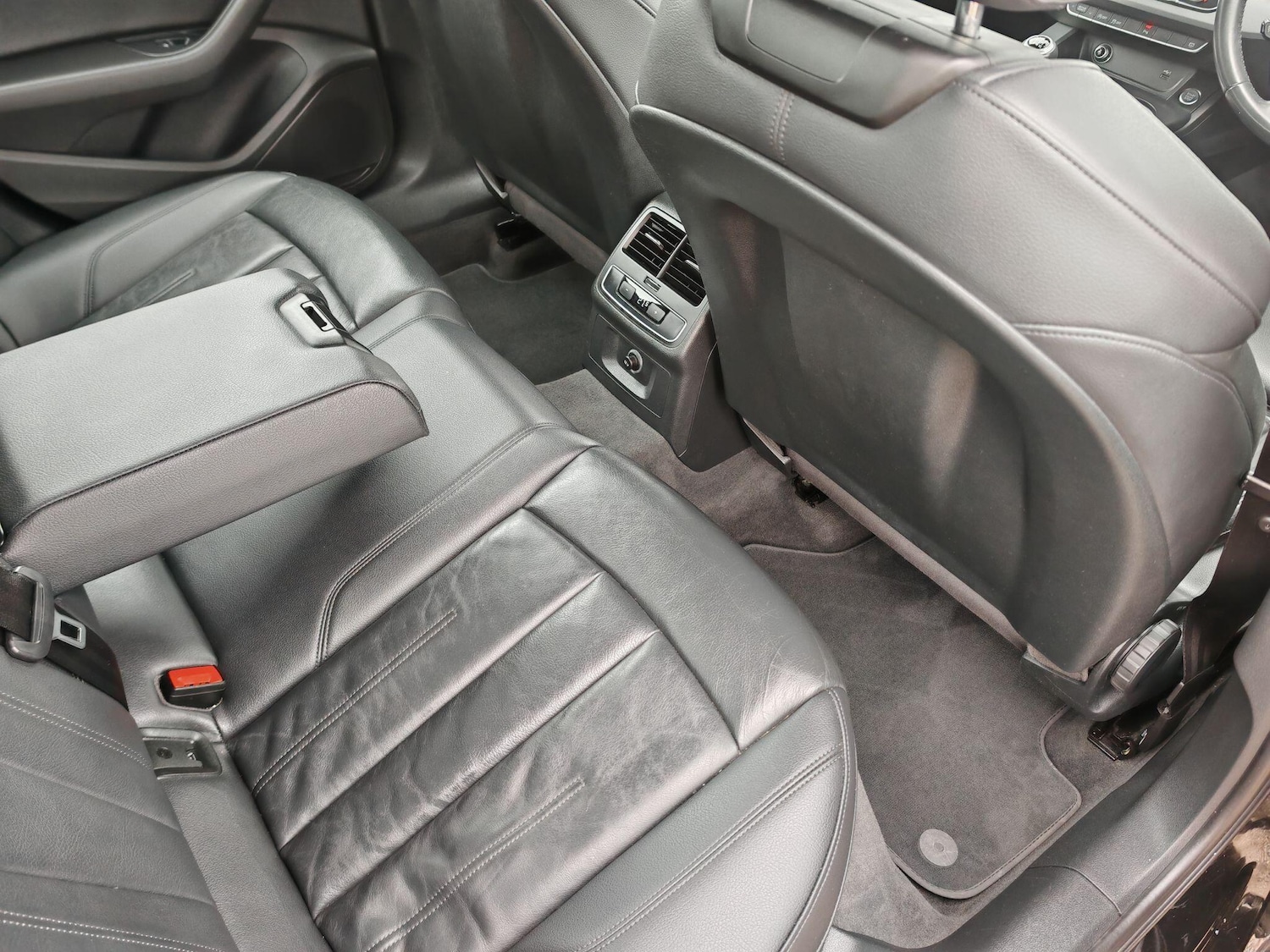 Used Audi A4 2017 for sale - 76975569: Photo 29