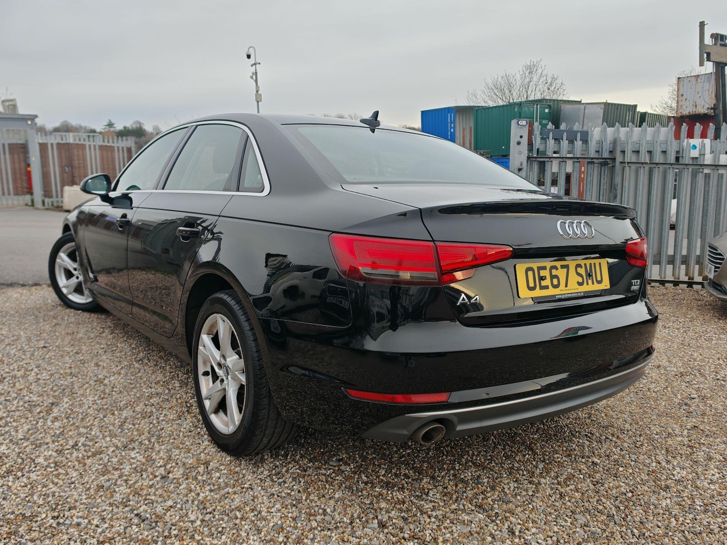 Used Audi A4 2017 for sale - 76975569: Photo 3