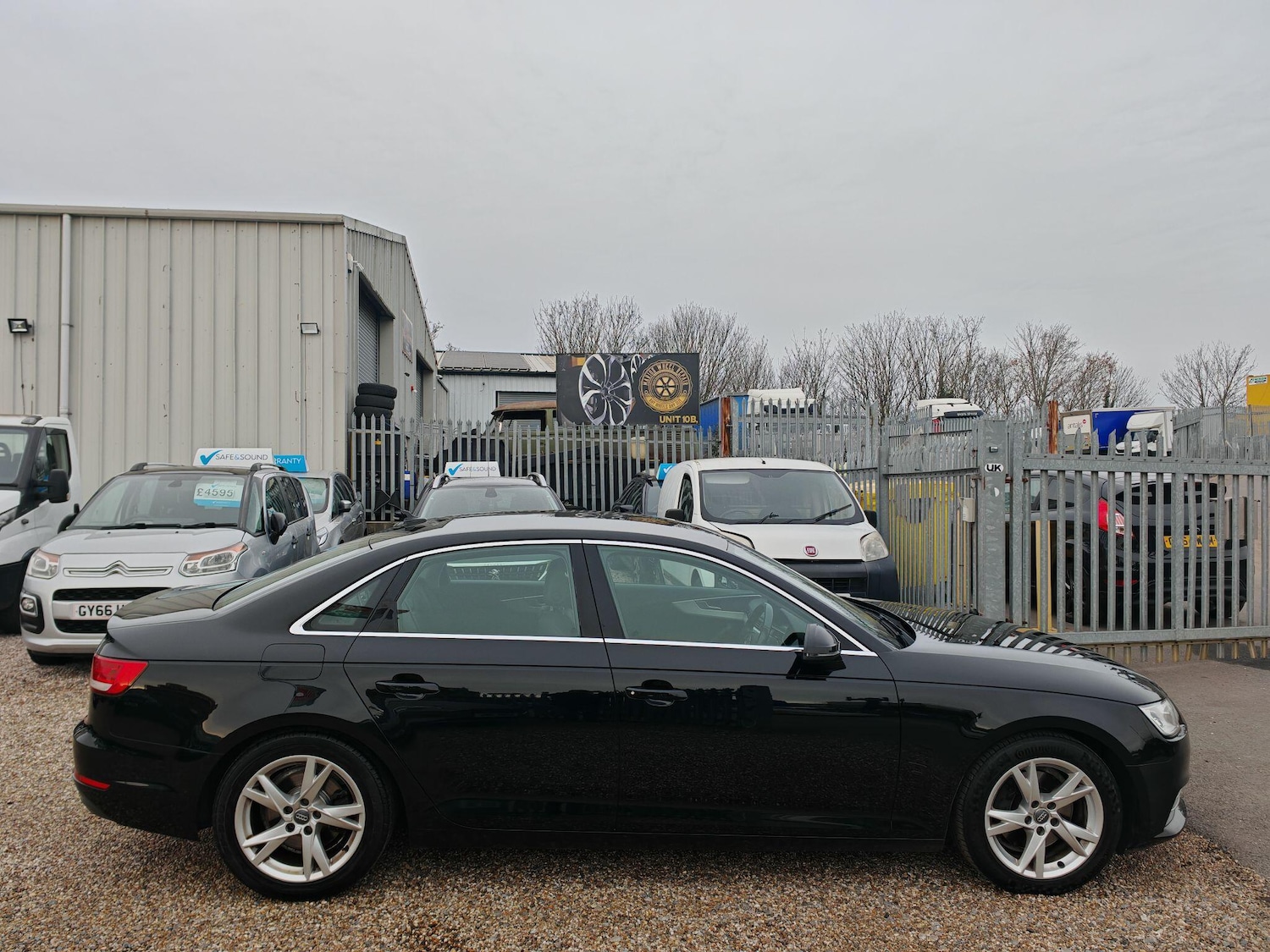 Used Audi A4 2017 for sale - 76975569: Photo 7